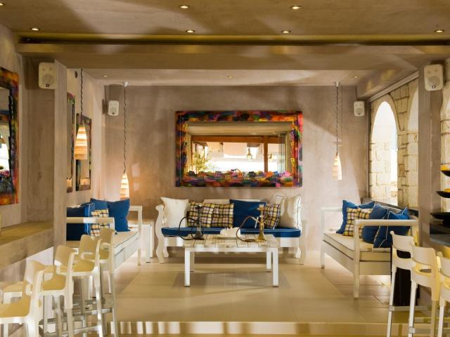 High Beach White The Villa Collection