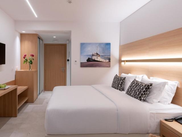 High Beach White The Villa Collection