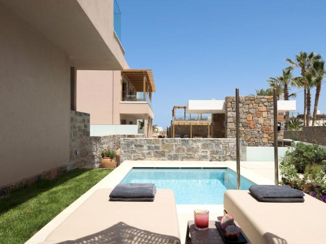 High Beach White The Villa Collection