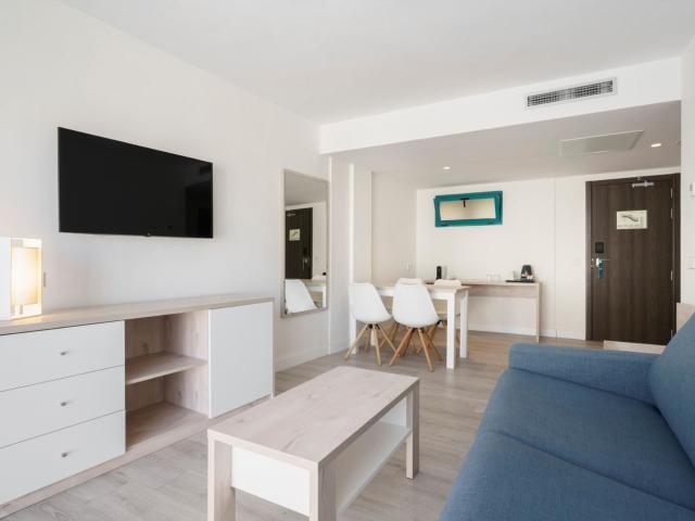 Alua Tenerife