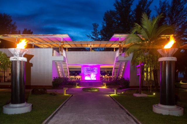 Mai Khao Lak Beach Resort & Spa