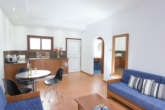 Loutsiana Hotel Apts