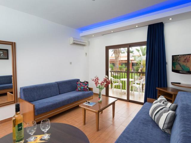 Loutsiana Hotel Apts
