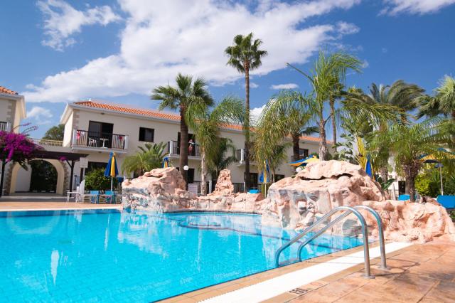 Loutsiana Hotel Apts