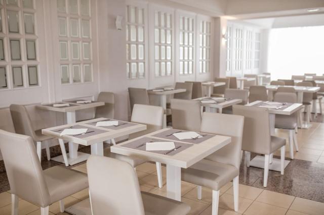 Servatur Waikiki
