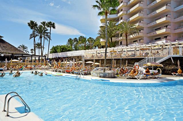 Servatur Waikiki