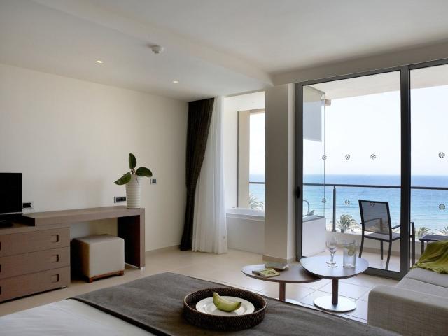 Ixian Grand & Ixian All Suites