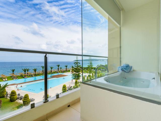 Ixian Grand & Ixian All Suites
