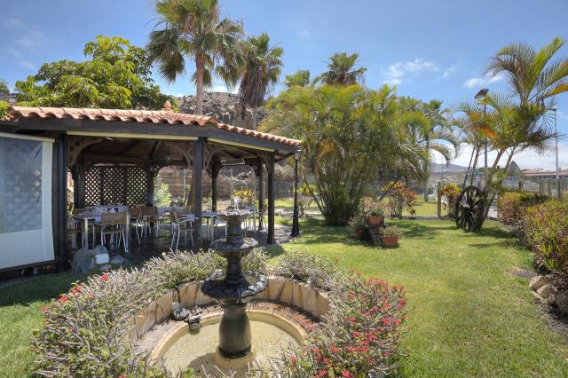 Hovima Jardín Caleta