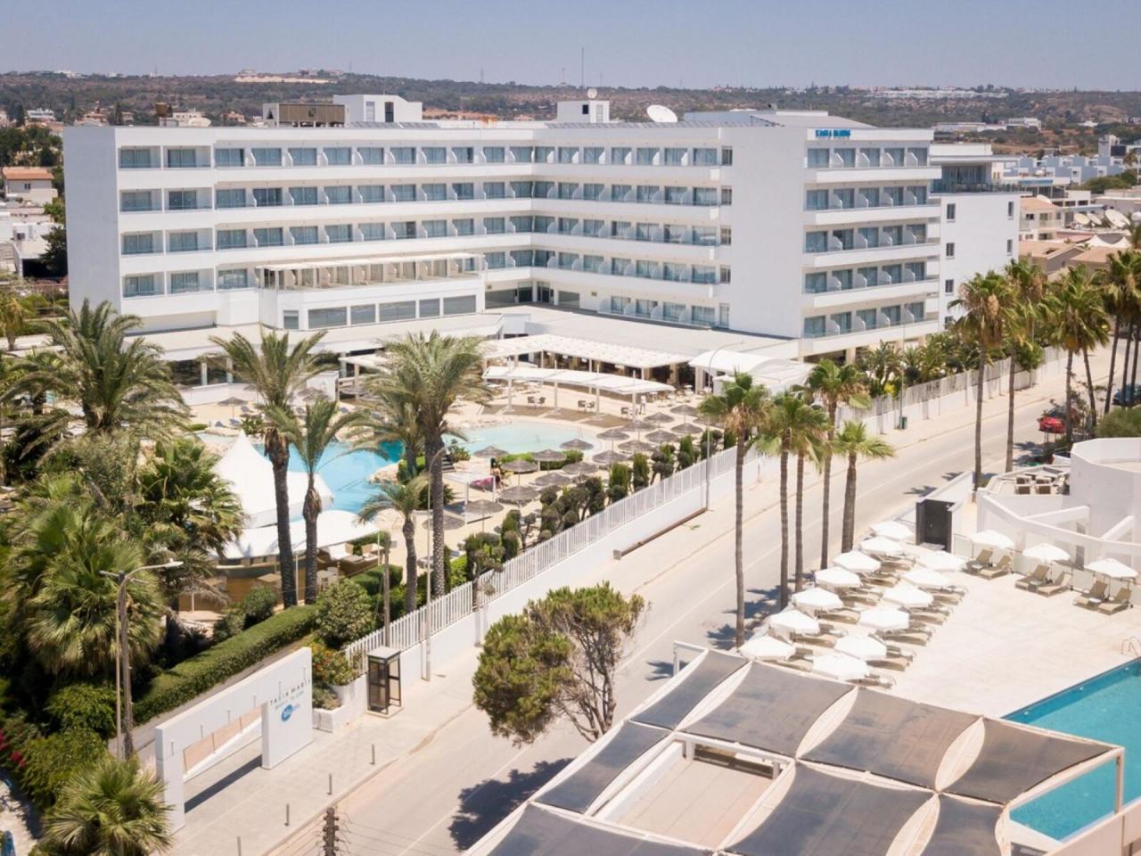 Tasia Maris Beach Hotel & Spa