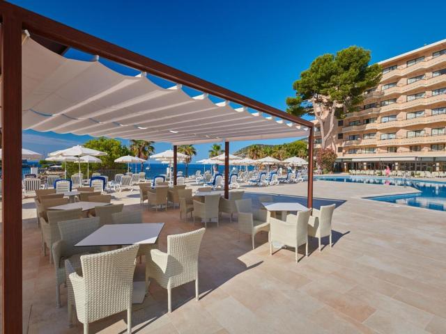Grupotel Playa Camp de Mar
