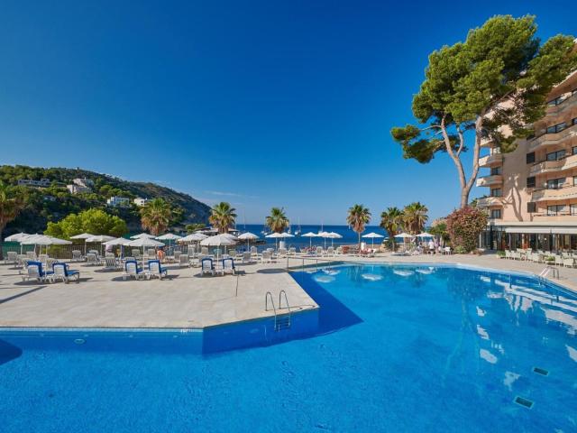 Grupotel Playa Camp de Mar