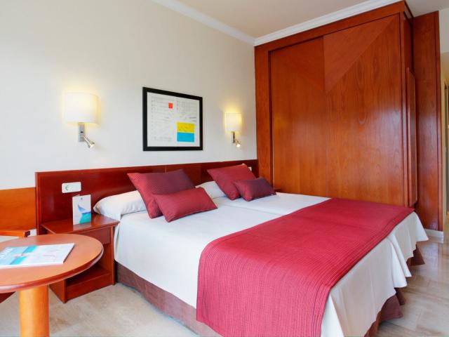 Grupotel Playa Camp de Mar