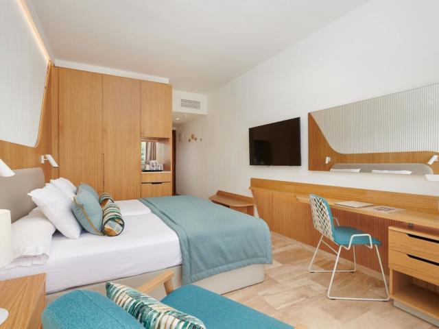 Grupotel Playa Camp de Mar