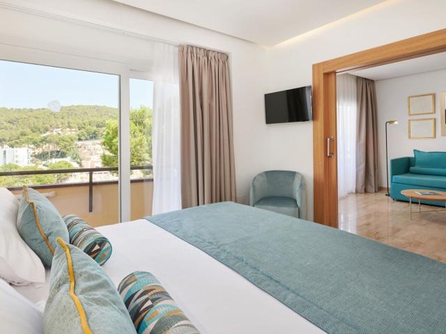 Grupotel Playa Camp de Mar