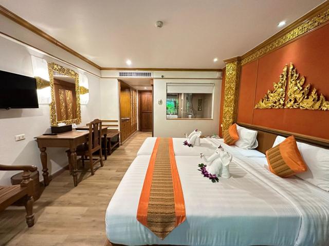 Kata Palm Resort & Spa