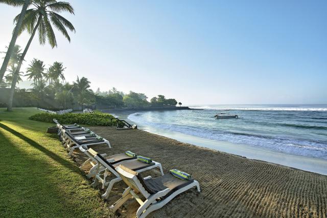 Candi Beach Resort & Spa