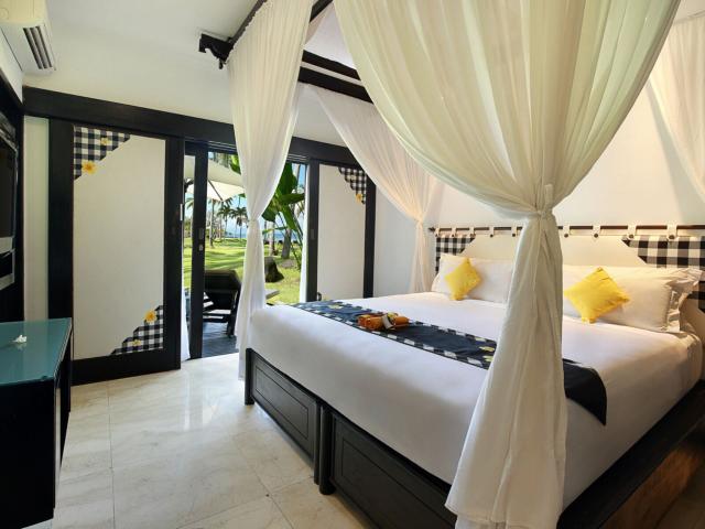 Candi Beach Resort & Spa