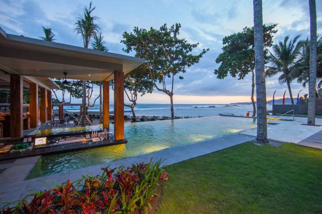 Candi Beach Resort & Spa
