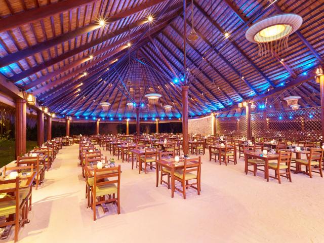 Kuredu Island Resort