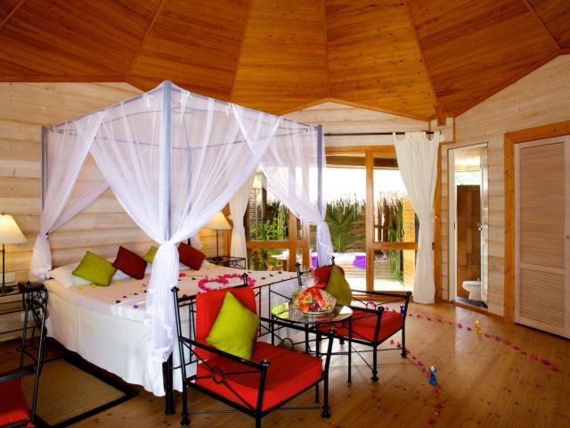 Kuredu Island Resort