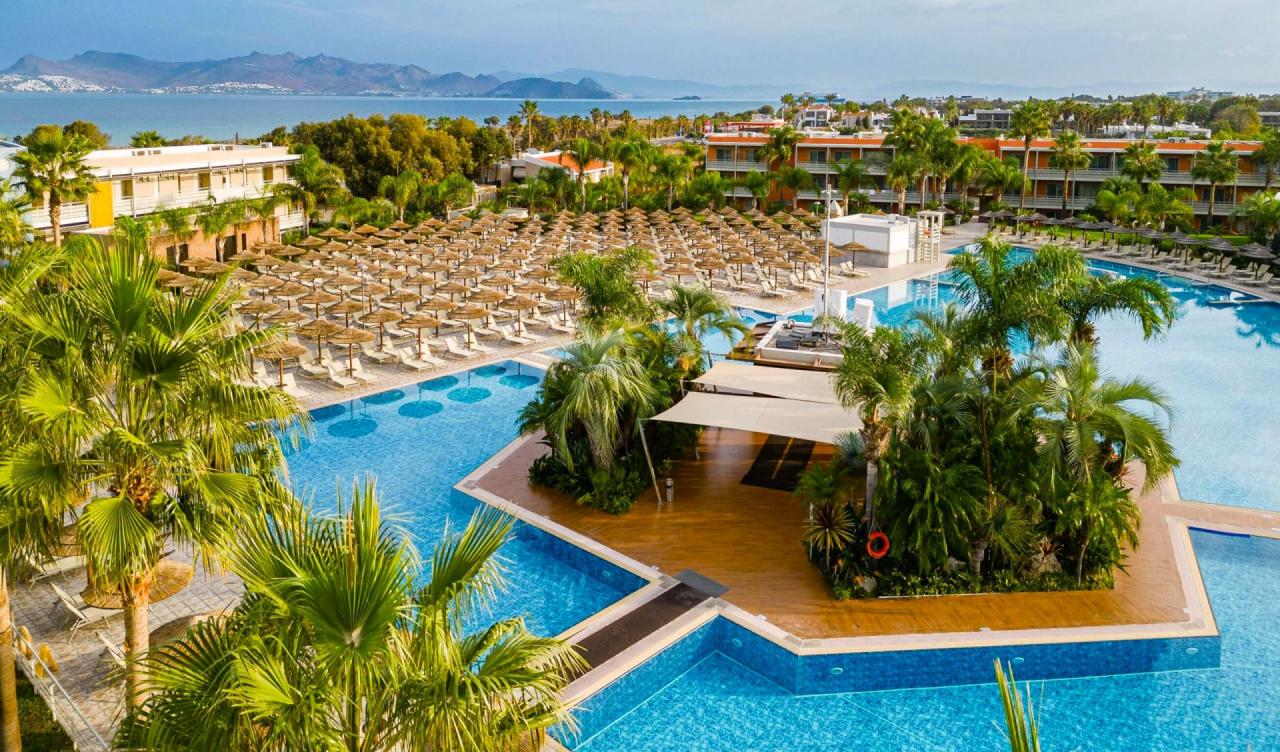 Blue Lagoon Resort