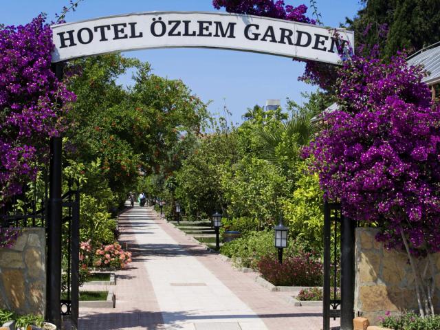 Özlem Garden