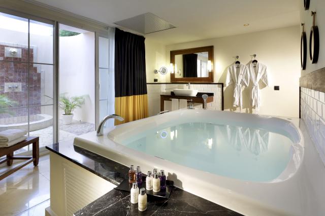 Grand Palladium Lady Hamilton Resort & Spa