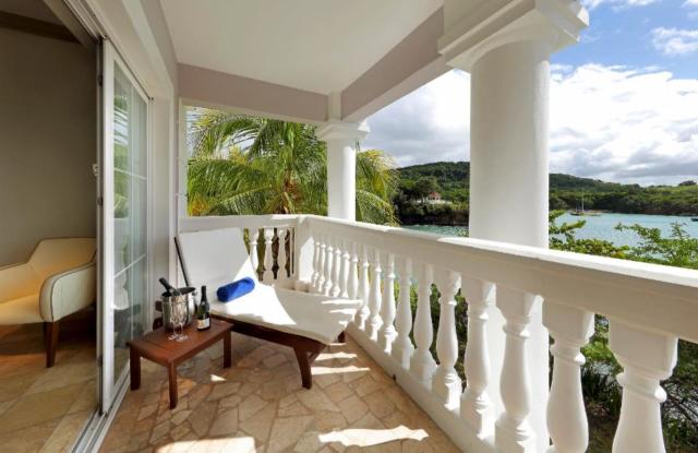 Grand Palladium Lady Hamilton Resort & Spa