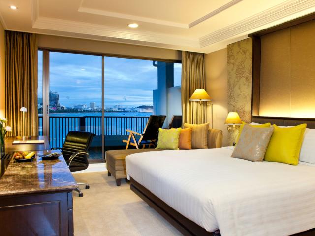 Dusit Thani Pattaya Resort