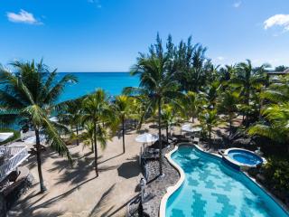 Hibiscus Beach Resort & Spa