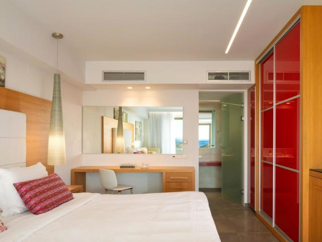 High Beach Resort