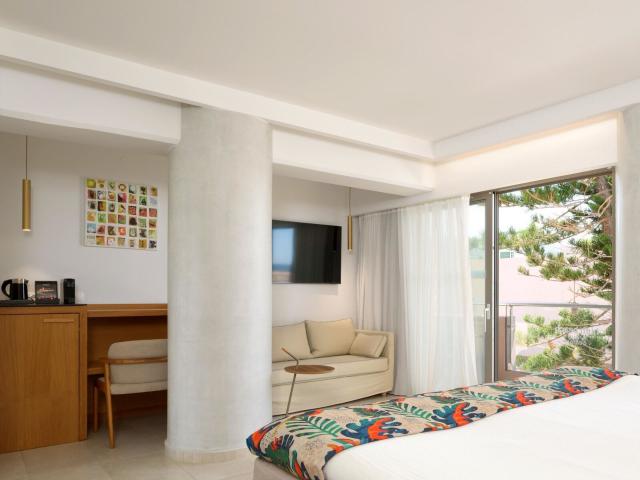 High Beach Resort
