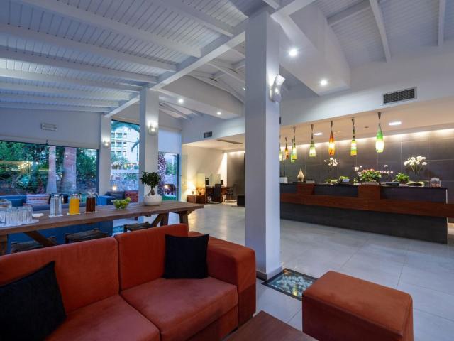 High Beach Resort