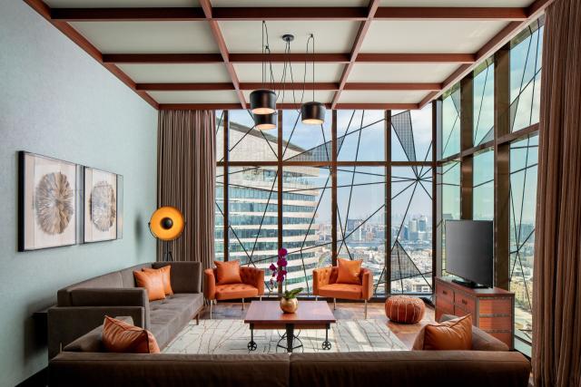 Doubletree by Hilton Dubai M Square Hotel and Residences
