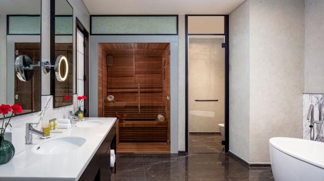 Doubletree by Hilton Dubai M Square Hotel and Residences