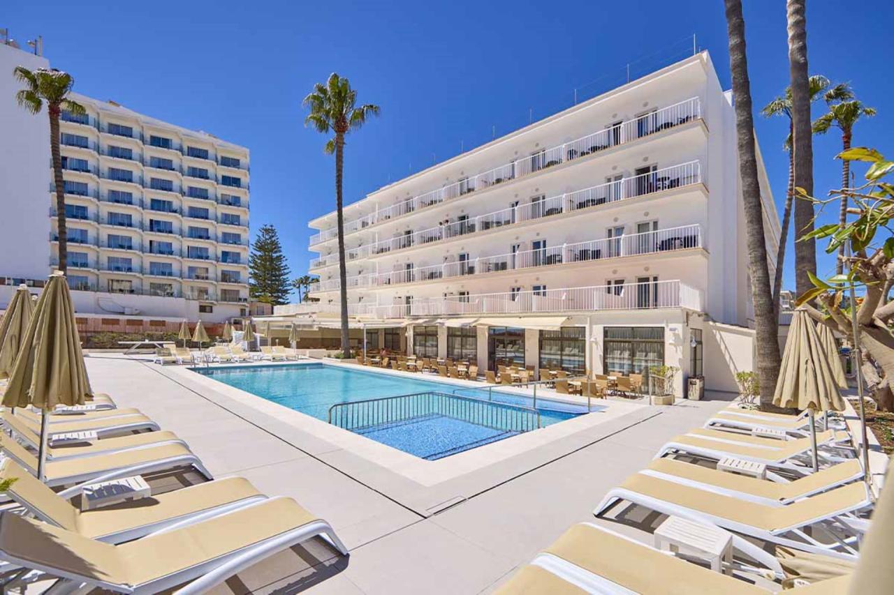 Universal Hotel Bikini