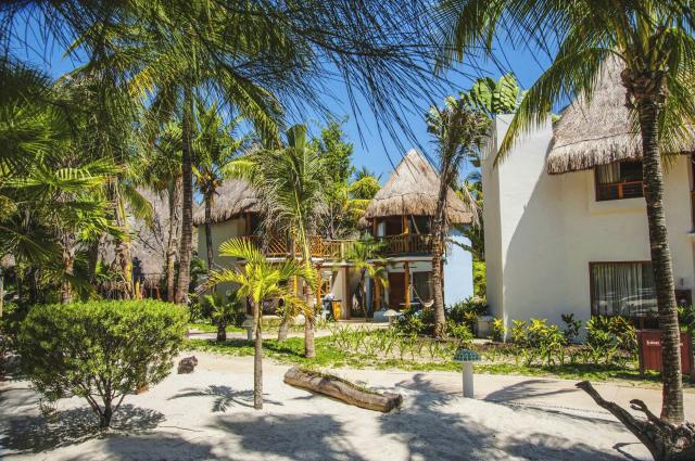 Mahékal Beach Resort