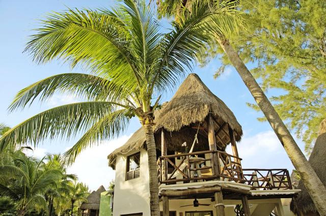 Mahékal Beach Resort