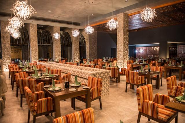Royalton Riviera Cancún Resort & Spa