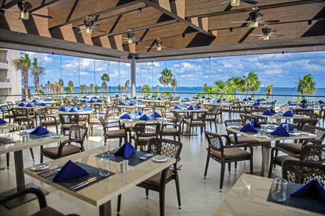 Royalton Riviera Cancún Resort & Spa