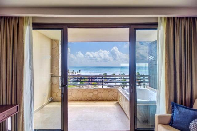 Royalton Riviera Cancún Resort & Spa
