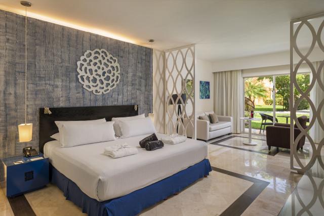 Ocean Maya Royale