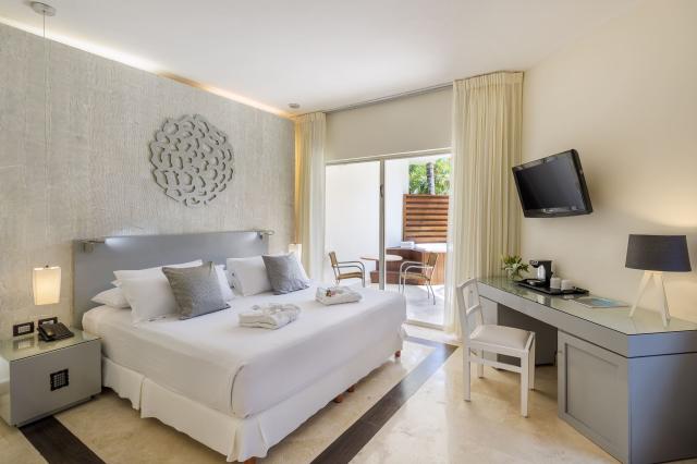 Ocean Maya Royale