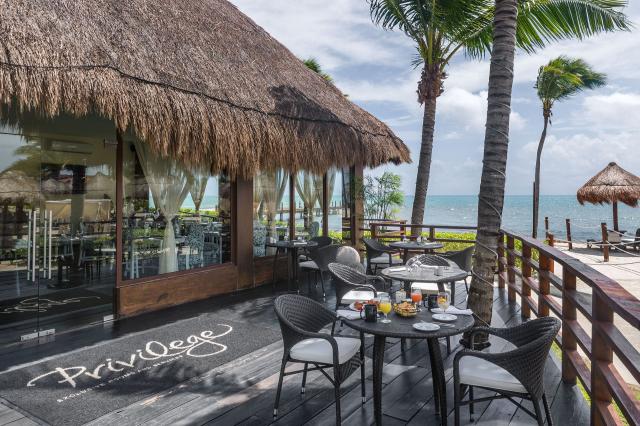 Ocean Maya Royale