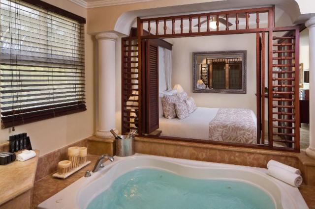 Meliá Caribe Tropical & The Level at Meliá Caribe Tropical