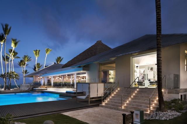 Meliá Caribe Tropical & The Level at Meliá Caribe Tropical