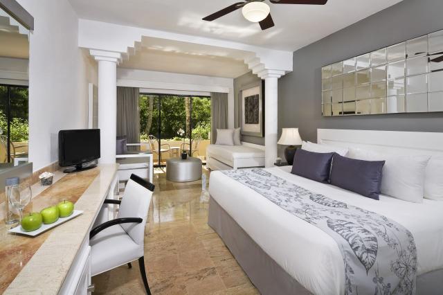 Meliá Caribe Tropical & The Level at Meliá Caribe Tropical
