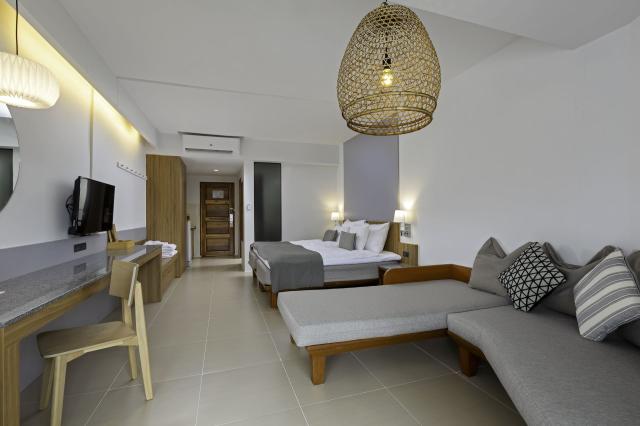 Sunwing Resort Kamala Beach
