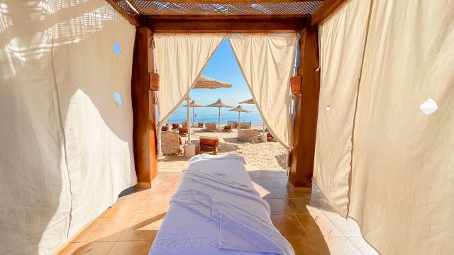 Gemma Beach Resort
